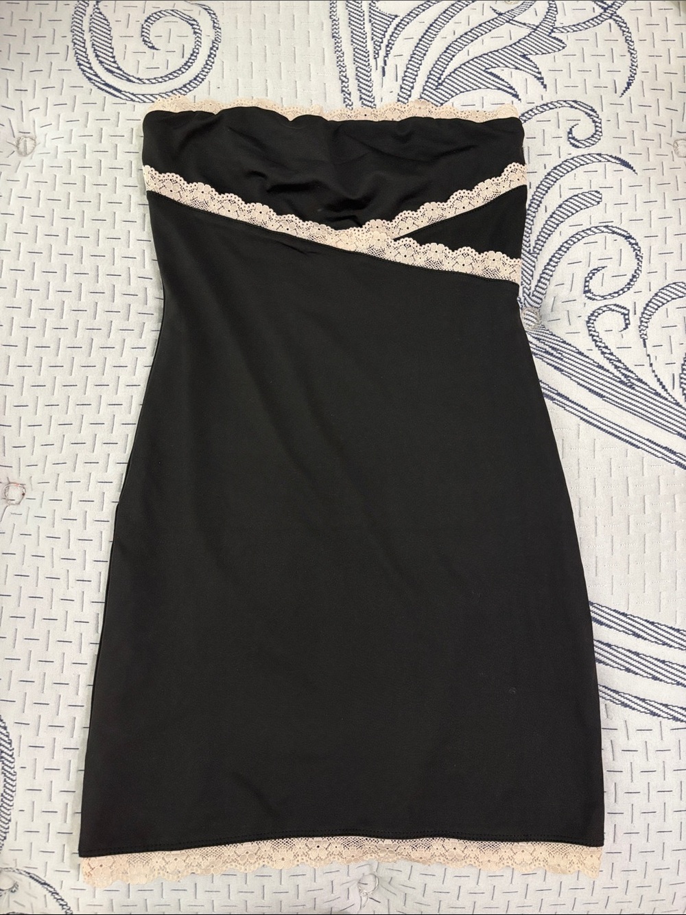 WHITE FOX Strapless Black Dress with Cream Lace Trim